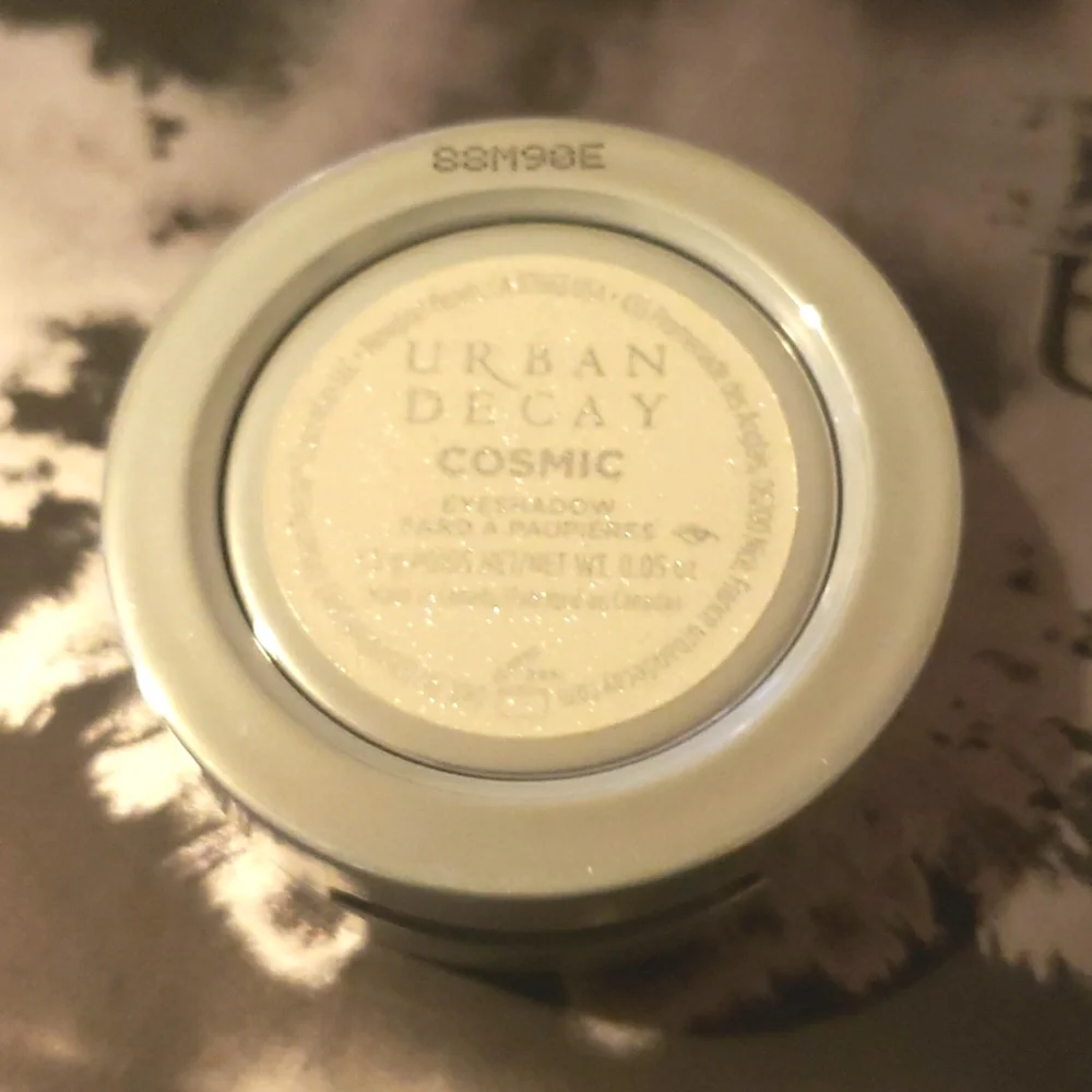 ❇️🧚‍♀️COSMIC Urban Decay RARE Moondust Shadow NWOBOX